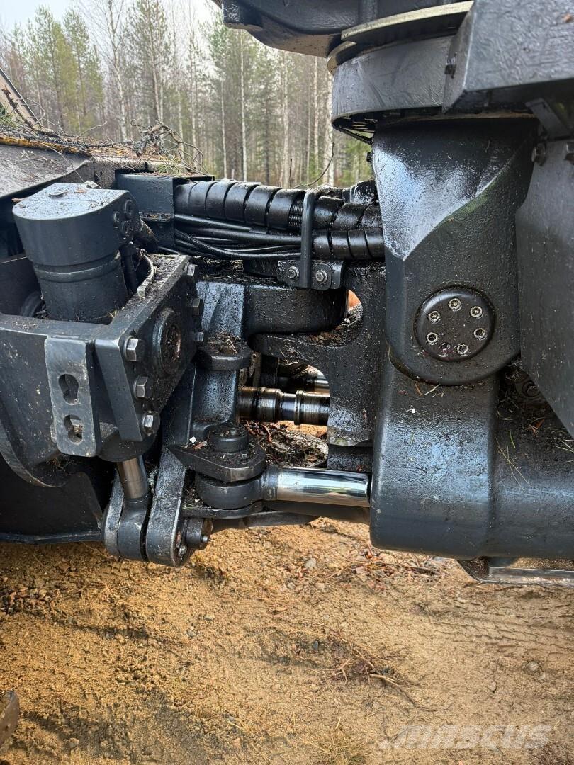 Ponsse Scorpion Harwestery