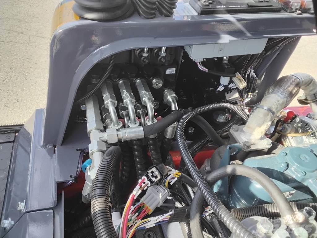QuattroX QX-810 Miniładowarki