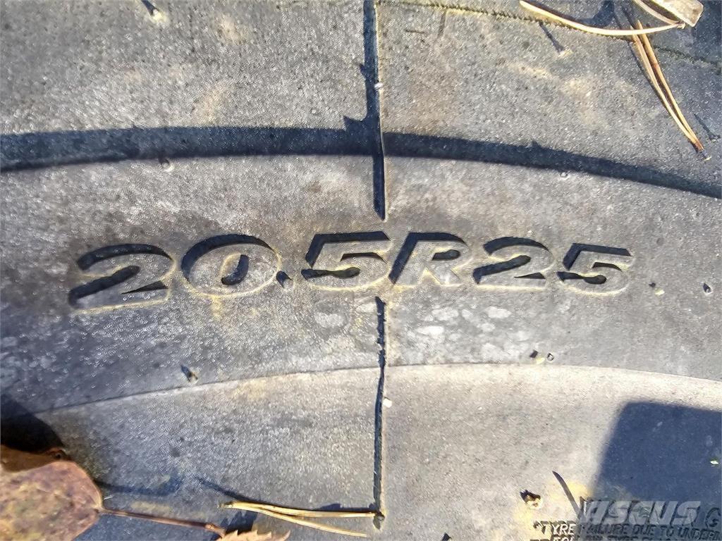  Renkaat 20.5R25 Inne akcesoria
