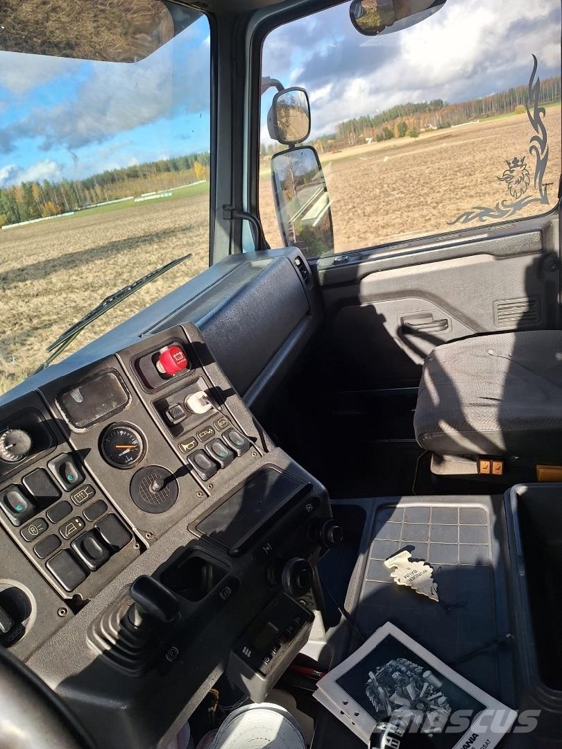 Scania 143H Samochody do przewozu maszyn leśnych