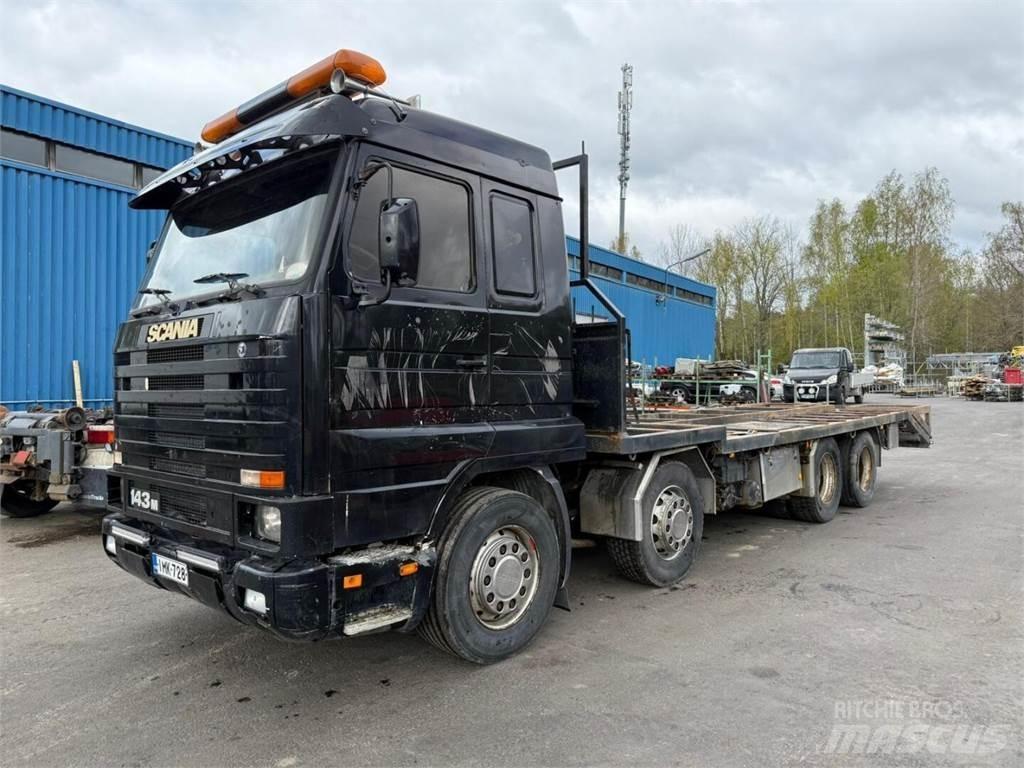 Scania R 143 8x2 Pojazdy do transportu samochodów