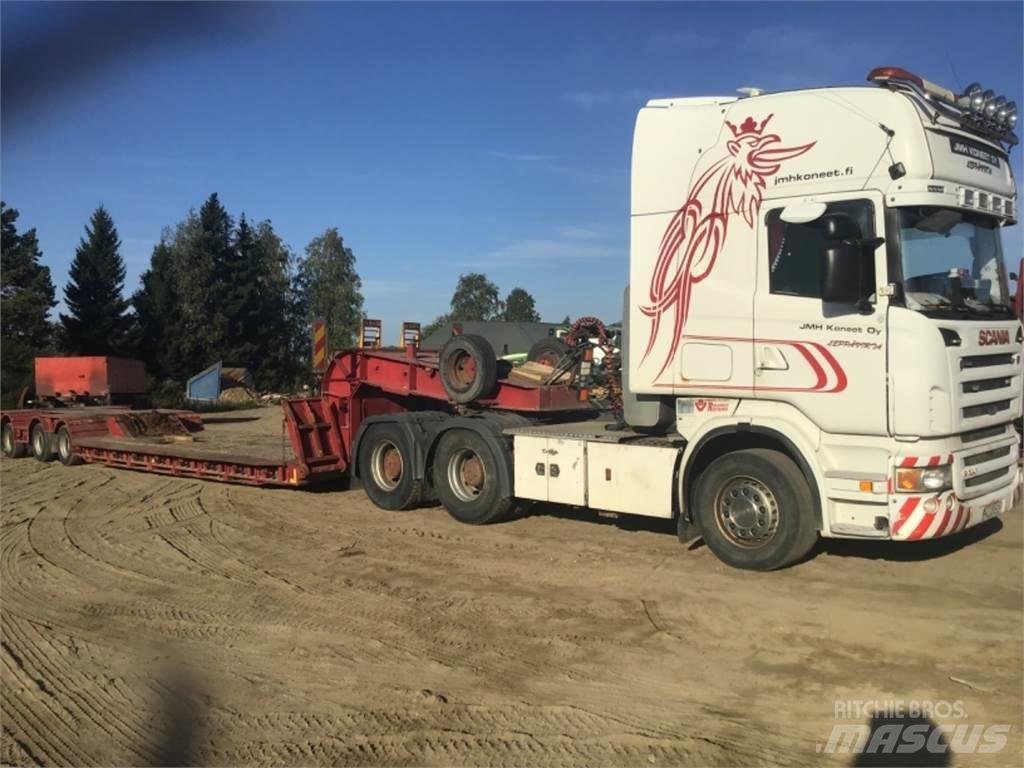 Scania R560 Pojazdy do transportu samochodów