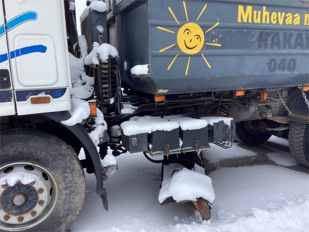Sisu E 11 Pojazdy komunalne