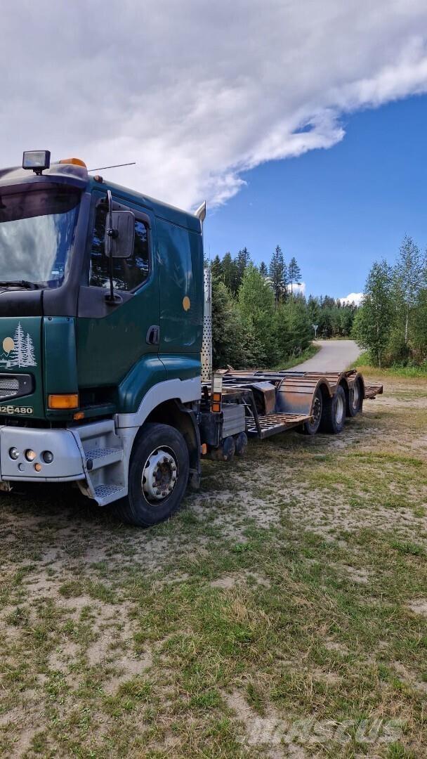 Sisu E12M Pojazdy do transportu samochodów