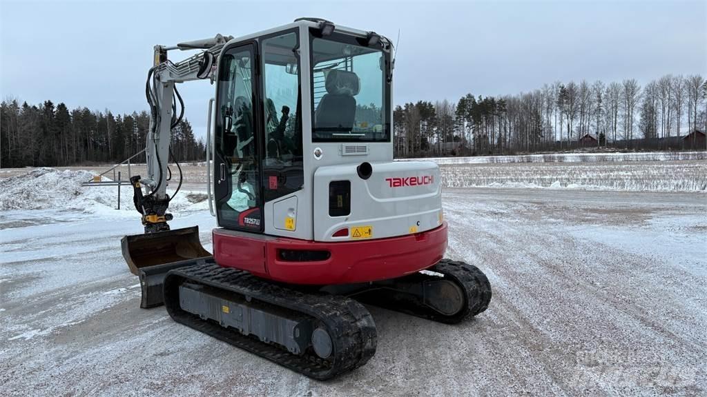 Takeuchi TB257FR Minikoparki