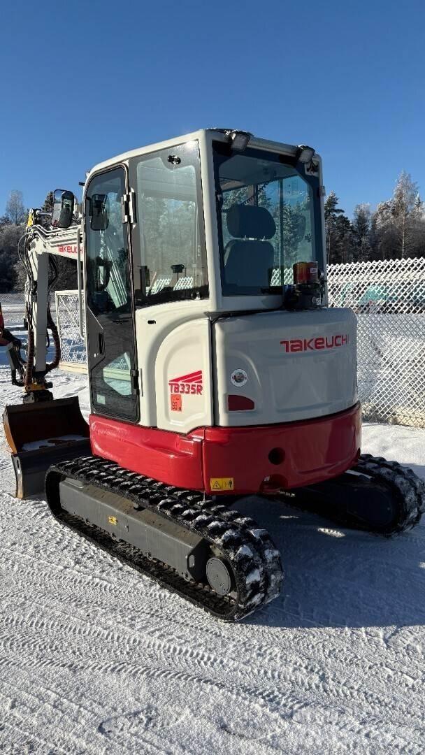 Takeuchi TB335R Minikoparki