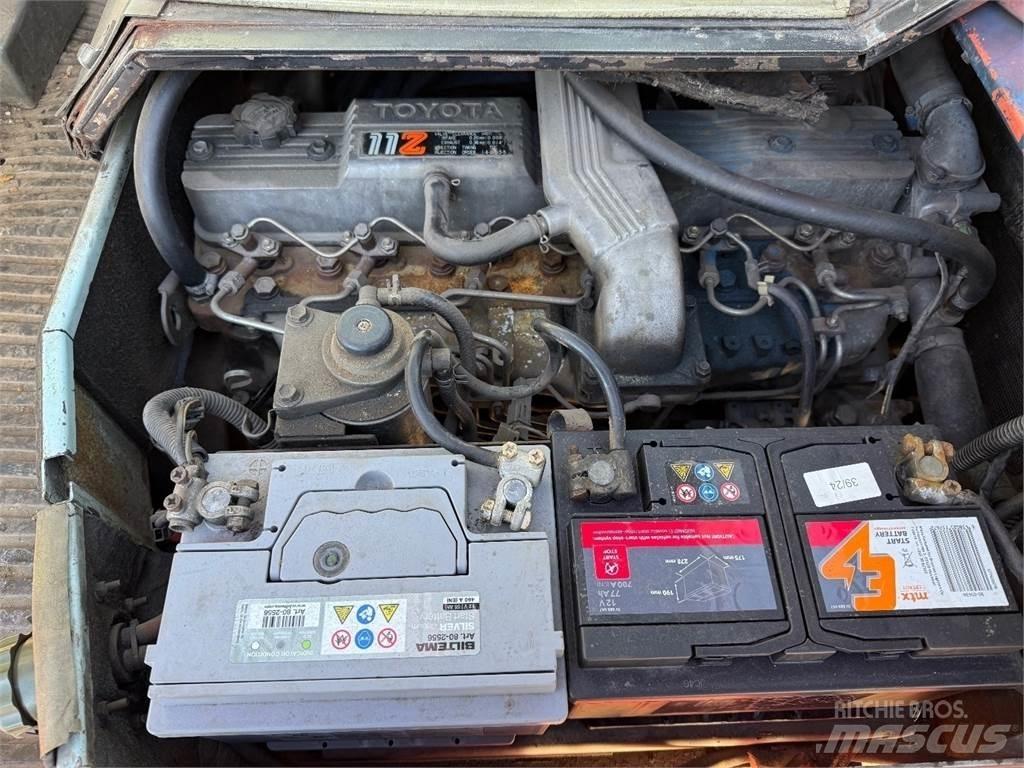 Toyota 02-5 FD35 Wózki Diesla