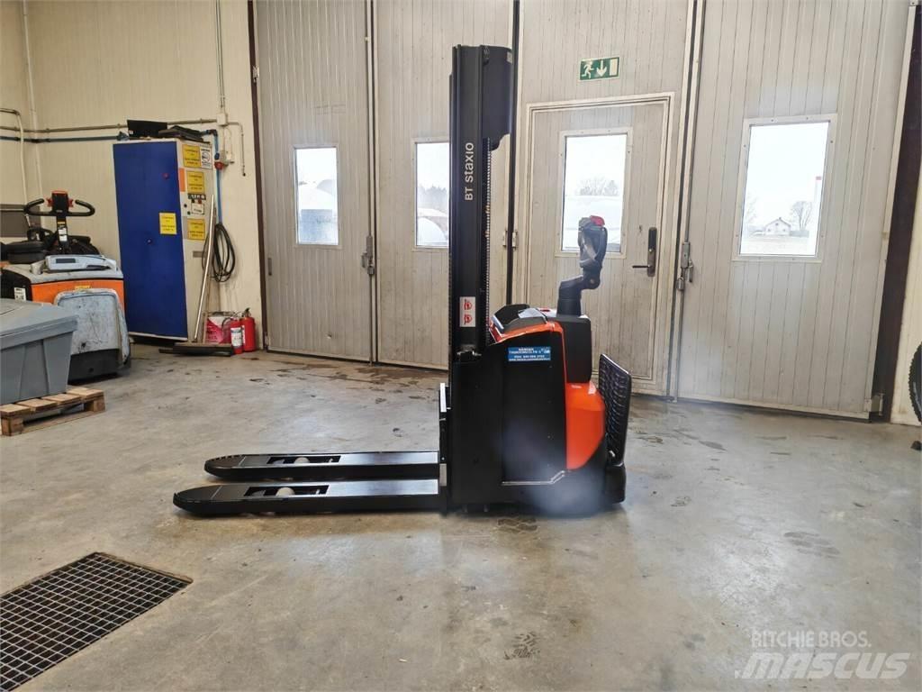 Toyota SWE120L Wózki widłowe inne