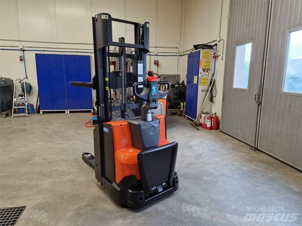 Toyota SWE120L Wózki widłowe inne