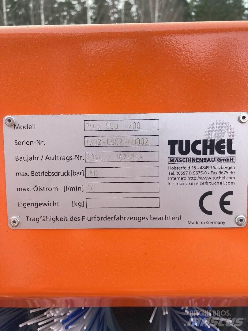 Tuchel Plus 590 Zamiatarki - Zgarniarki - Odśnieżarki