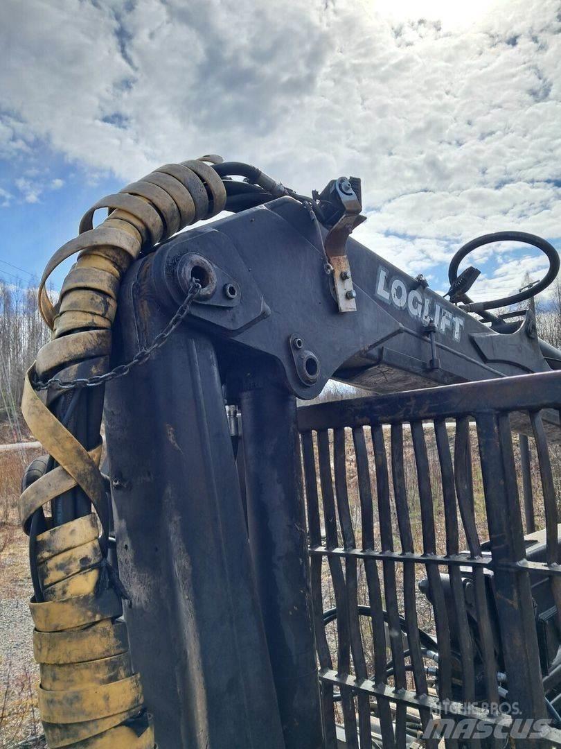 Valmet 840 Forwardery