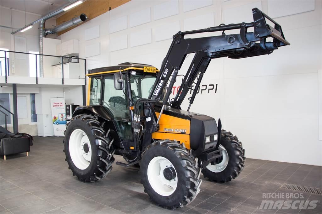 Valtra 800 Ciągniki rolnicze