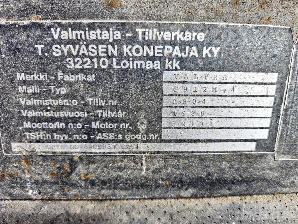 Valtra C 912M-4 Koparko-ładowarki