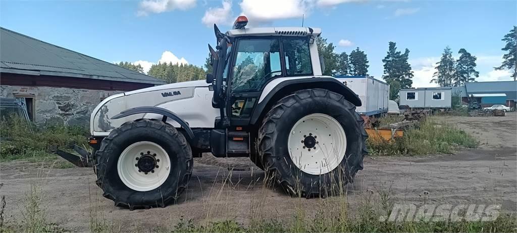 Valtra T 180 Ciągniki rolnicze