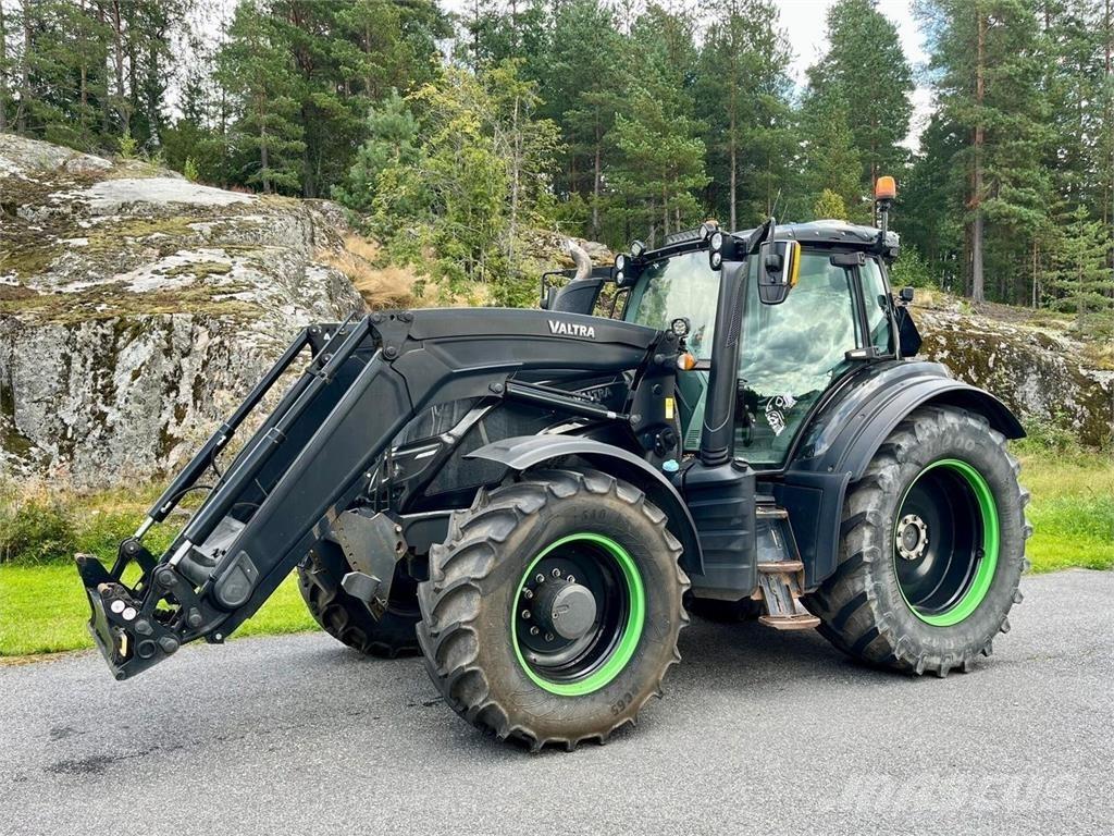 Valtra T234 Versu Ciągniki rolnicze