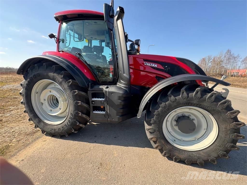 Valtra T255V Ciągniki rolnicze