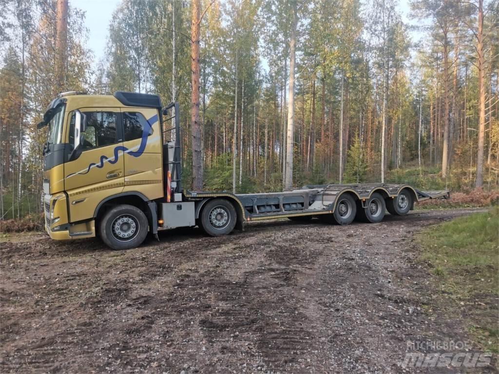 Volvo 750 Pojazdy do transportu samochodów