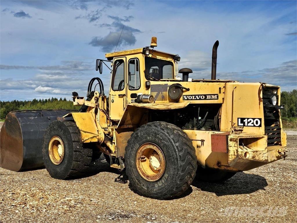 Volvo BM L120 Ładowarki kołowe