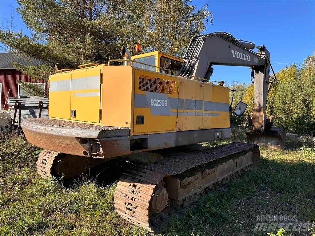 Volvo EC230B Koparki gąsienicowe