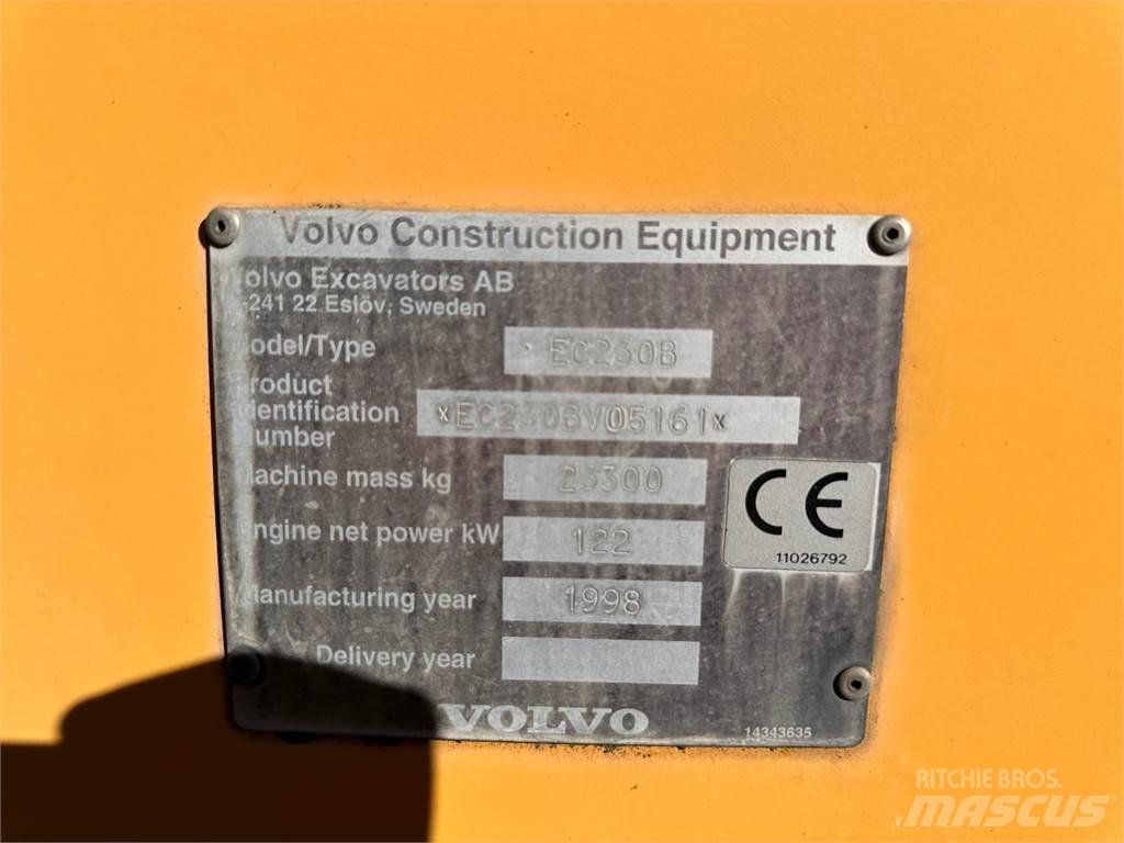 Volvo EC230B Koparki gąsienicowe