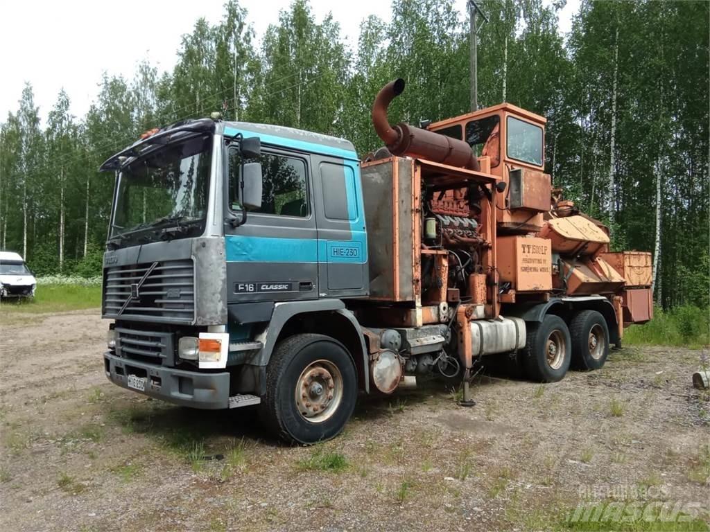 Volvo F16 Pojazdy do transportu zrębki