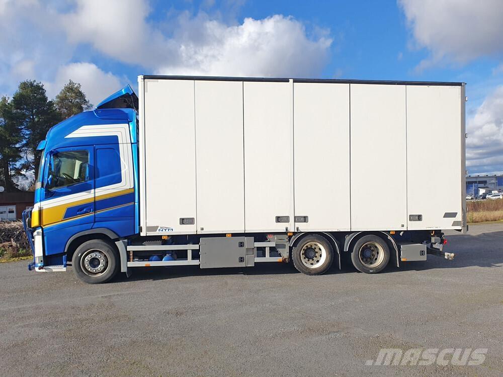Volvo FH16 6x2 -17 Samochody ciężarowe ze skrzynią zamkniętą