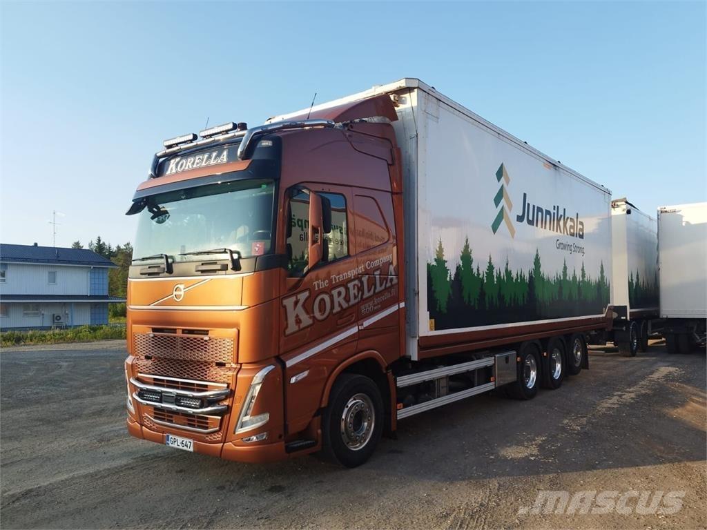 Volvo FH500TC 8x4 Pojazdy do transportu zrębki