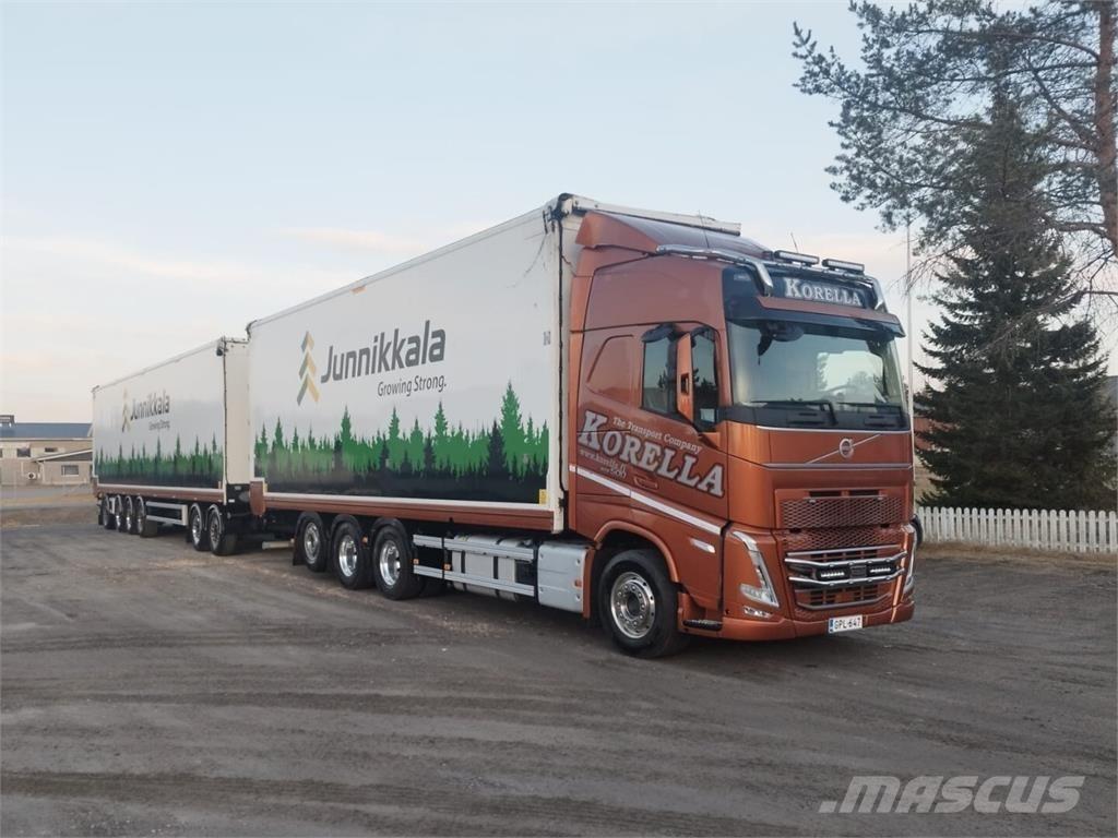Volvo FH500TC 8x4 Pojazdy do transportu zrębki