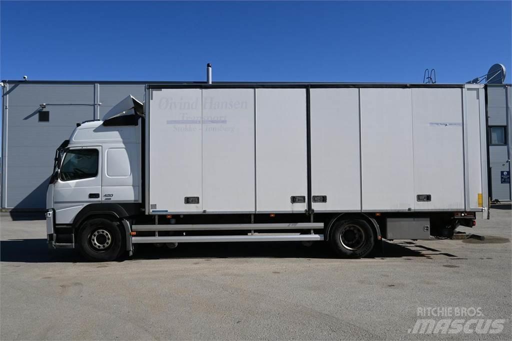 Volvo FM420 4x2 Samochody ciężarowe ze skrzynią zamkniętą