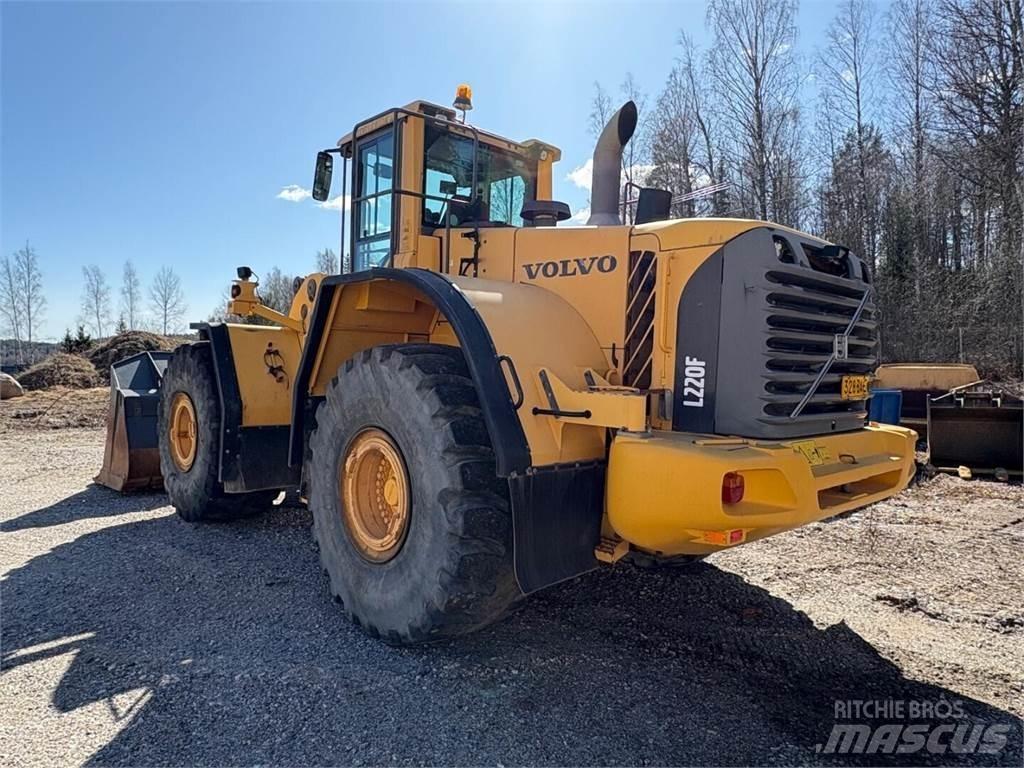 Volvo L 220 F Ładowarki kołowe