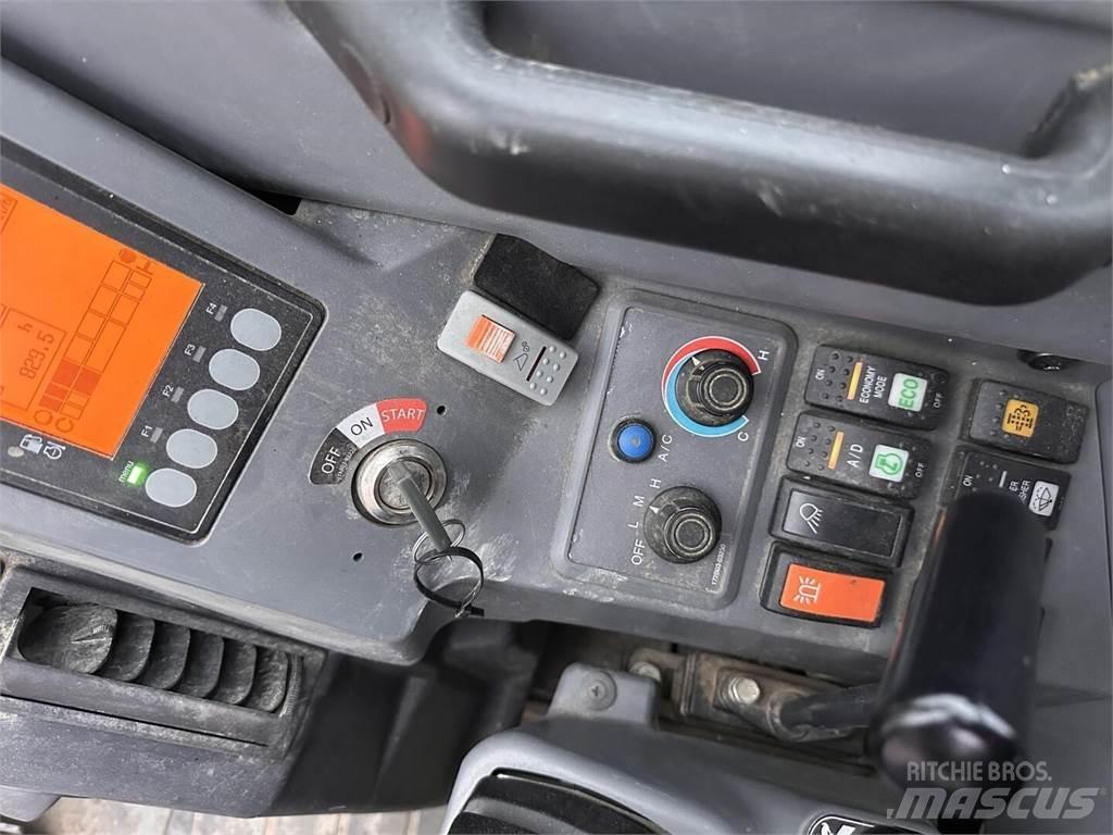 Yanmar SV100 Koparki gąsienicowe