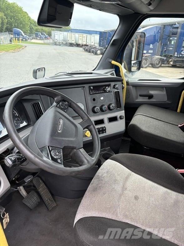 Freightliner CASCADIA 126 Ciągniki siodłowe