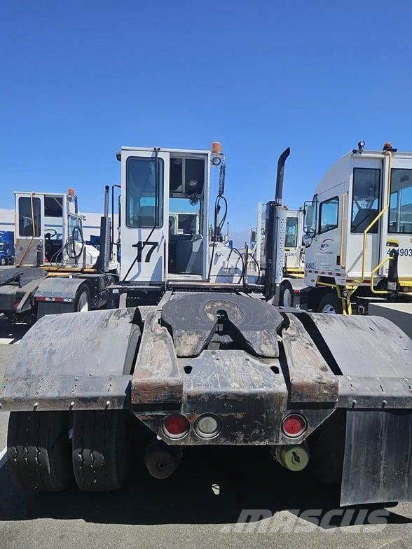 Kalmar OTTAWA 4X2 OFF-ROAD Ciągniki terminalowe