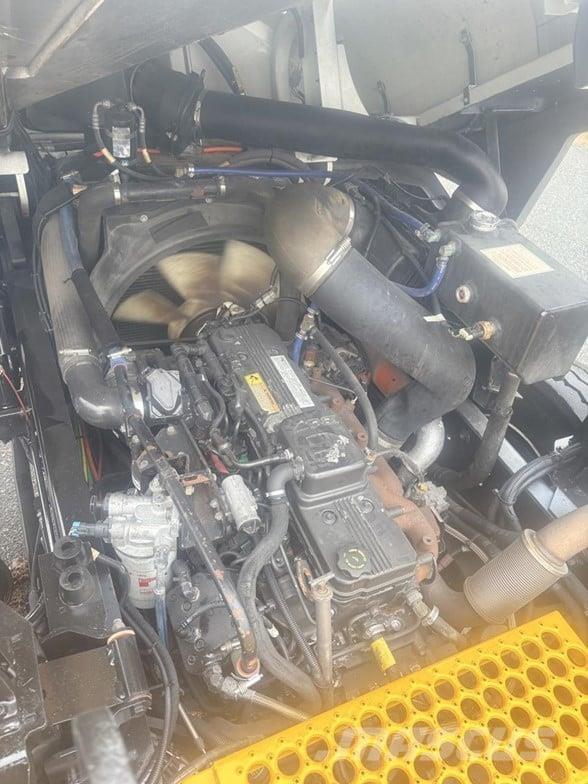 Kalmar OTTAWA 4X2 OFF-ROAD Ciągniki terminalowe