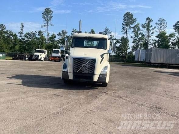 Volvo VNL64T300 Ciągniki siodłowe