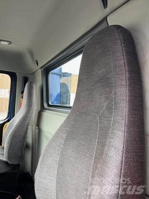 Volvo VNR64T300 Ciągniki siodłowe