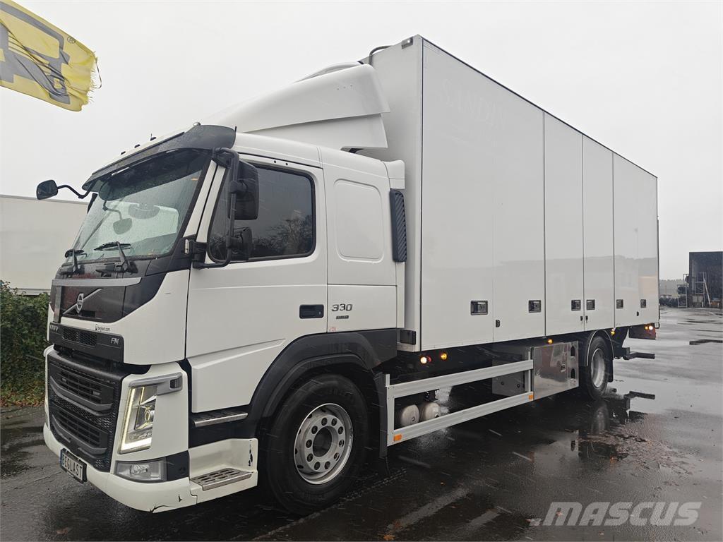 Volvo FM330 Samochody ciężarowe ze skrzynią zamkniętą