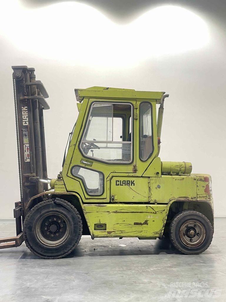 Clark C500-Y100PD Wózki Diesla
