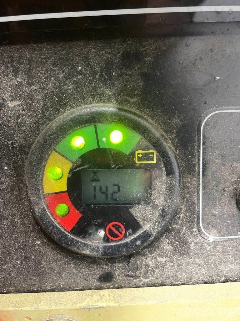 JLG 6RS Podnośniki nożycowe