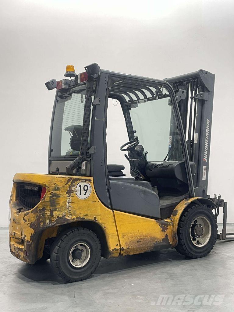 Jungheinrich DFG 430 Wózki Diesla