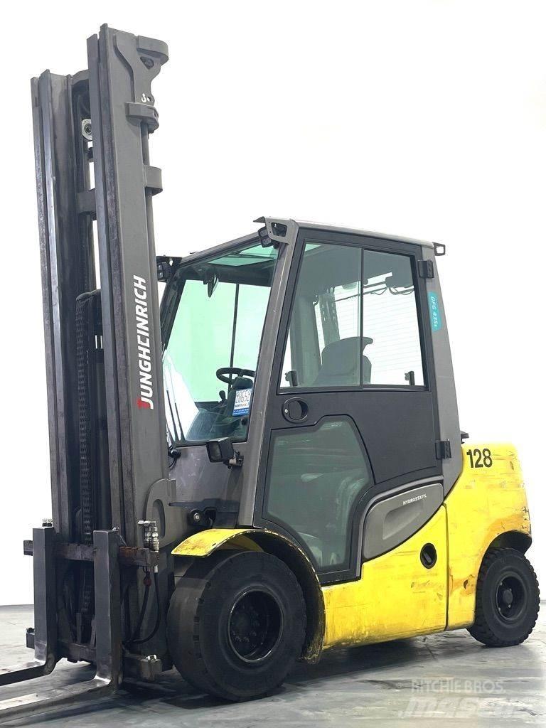 Jungheinrich DFG 435s Wózki Diesla