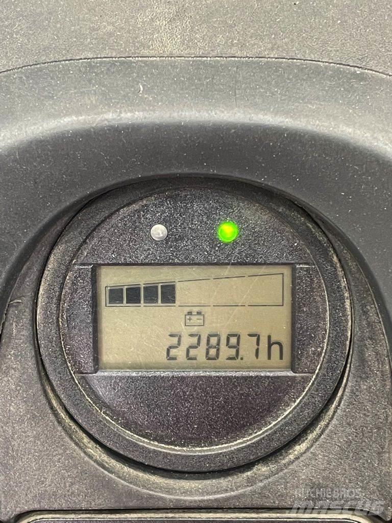 Linde D06-1160 Wózki widłowe unoszące z dyszlem
