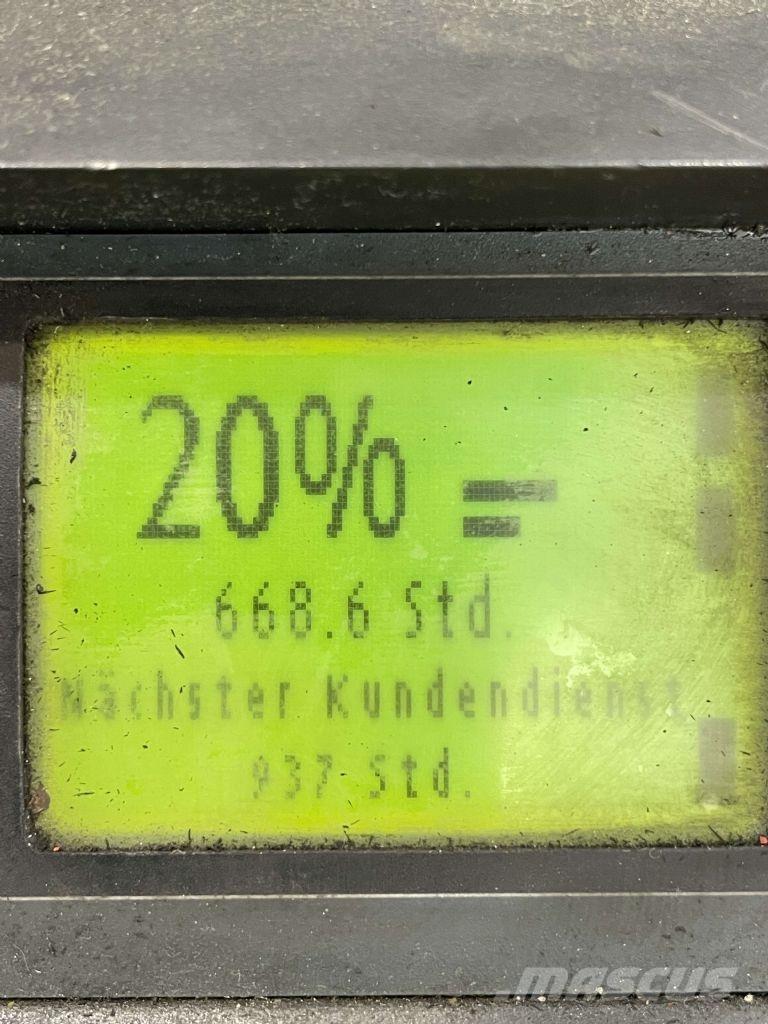 Linde D12-133 Wózki widłowe unoszące z dyszlem