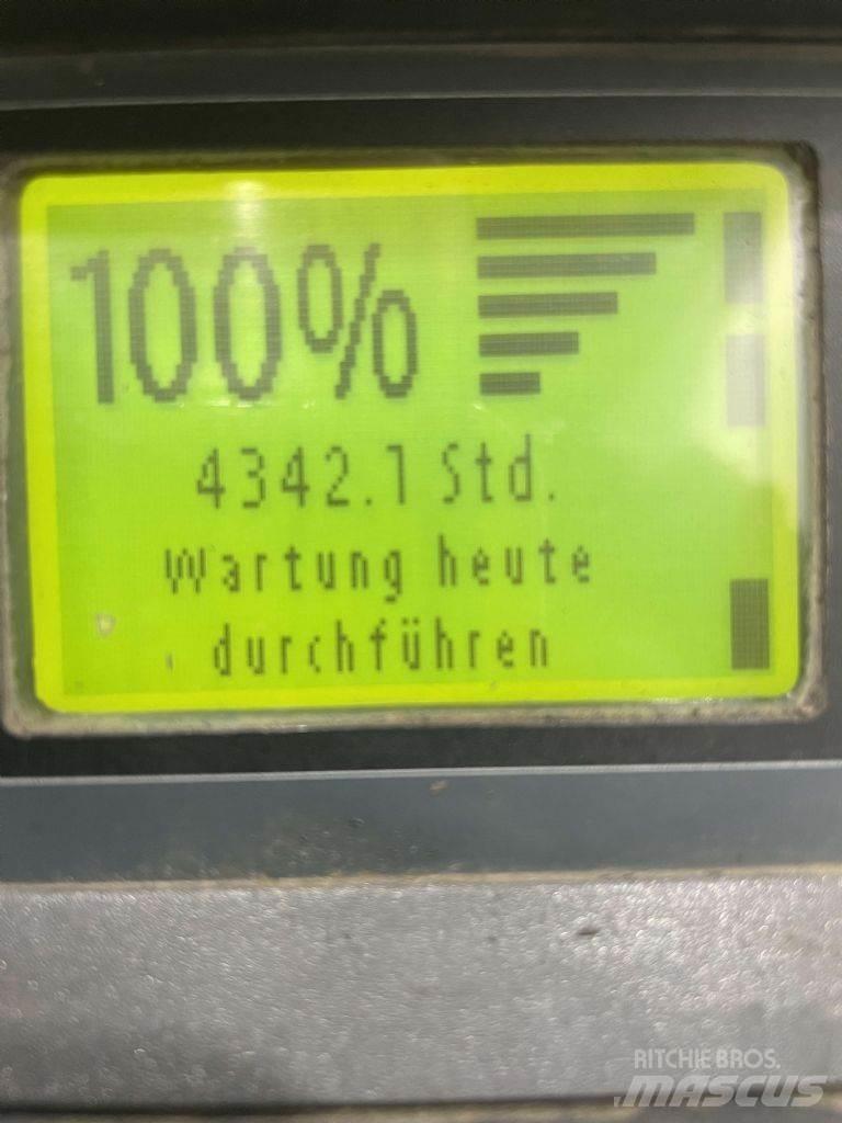 Linde D12AP-133 Wózki widłowe unoszące z dyszlem