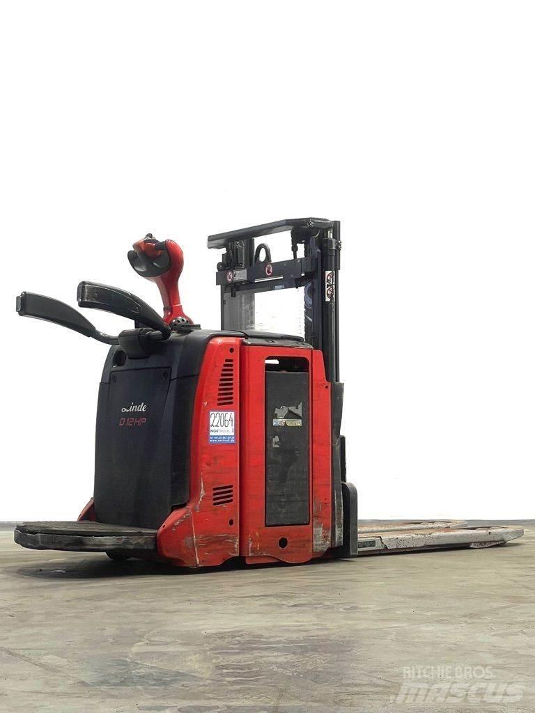 Linde D12HPAP-133 Wózki widłowe unoszące z dyszlem