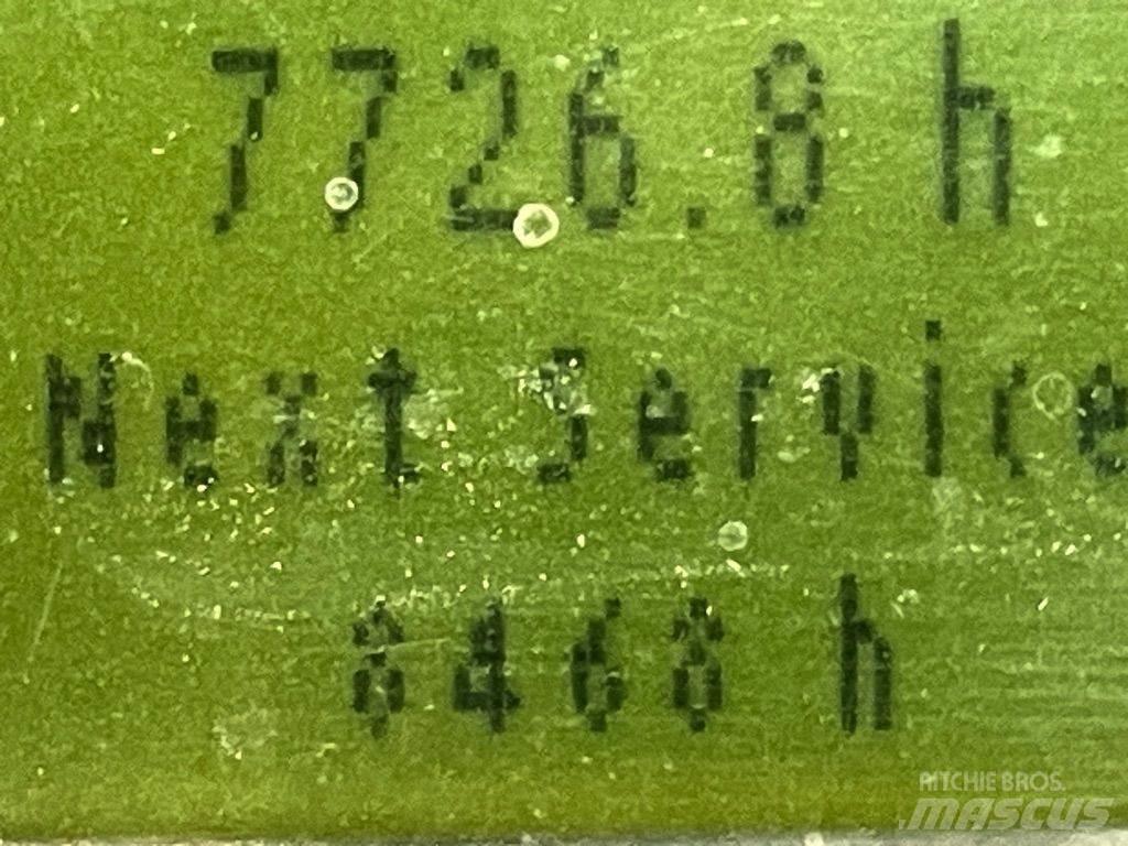 Linde D12HPAP-133 Wózki widłowe unoszące z dyszlem