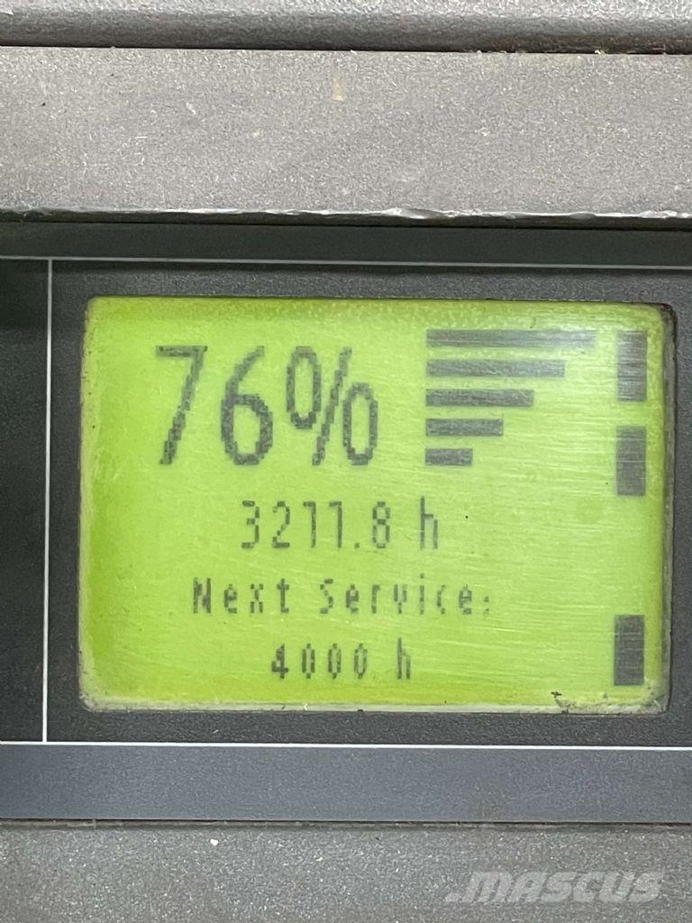 Linde D12HPAP-133 Wózki widłowe unoszące z dyszlem