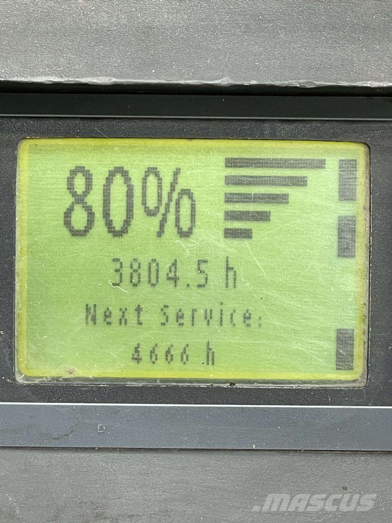 Linde D12HPAP-133 Wózki widłowe unoszące z dyszlem