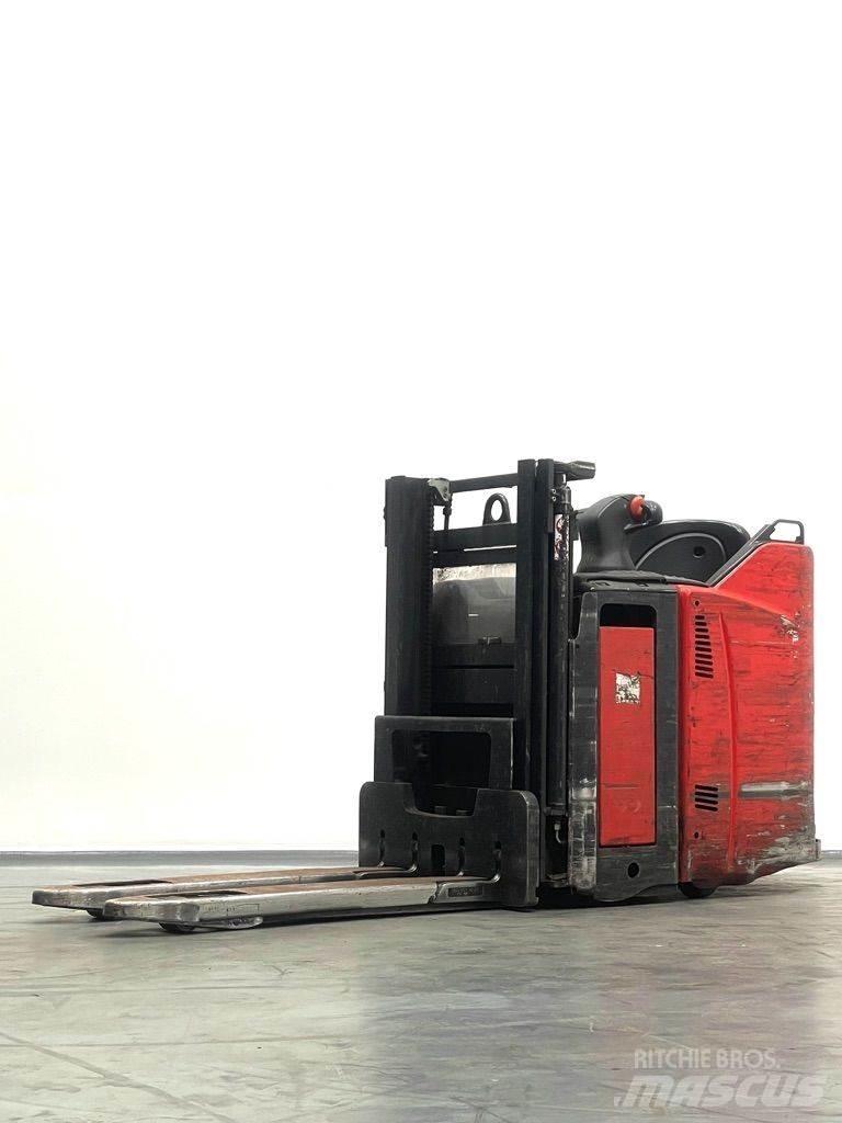 Linde D12HPSP-133 Wózki widłowe unoszące z dyszlem