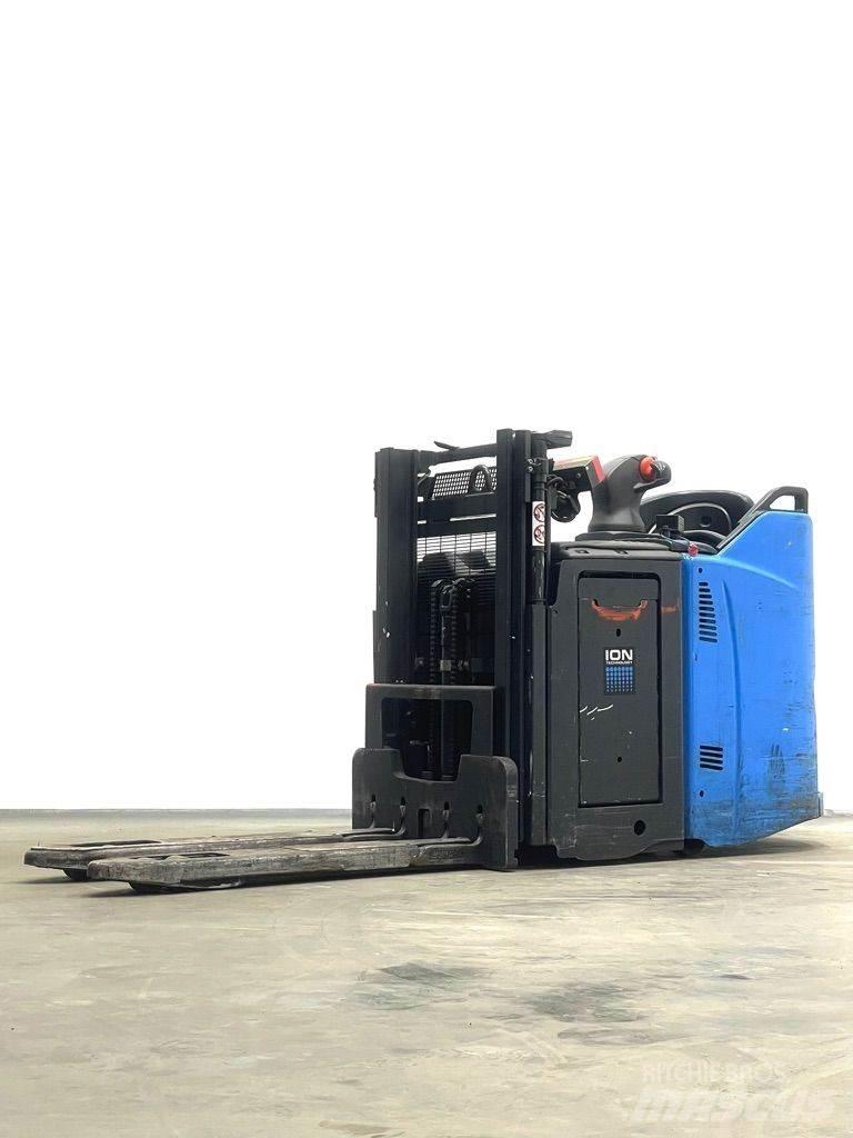 Linde D12HPSP-133 Wózki widłowe unoszące z dyszlem